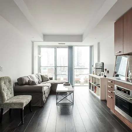 Beautiful King West Apartment